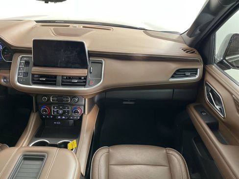 Used 2021 Chevrolet Tahoe High Country w/ Premium Package image 21