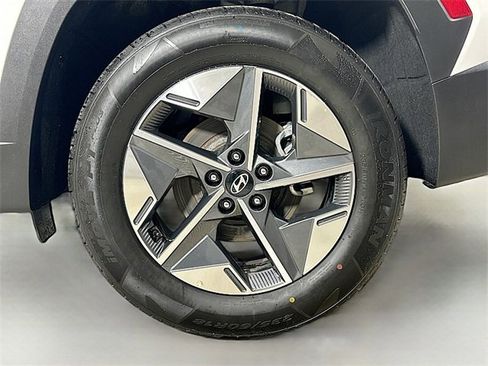 Certified 2025 Hyundai Tucson SEL image 30