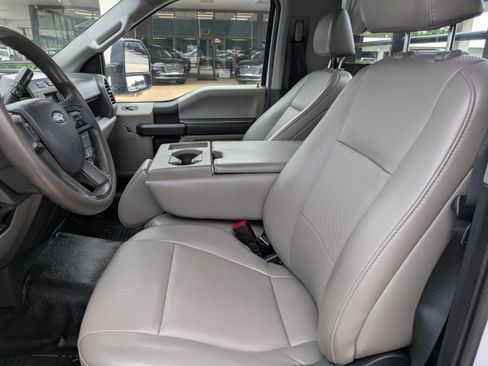 Used 2022 Ford F350 XL w/ Power Equipment Group image 12