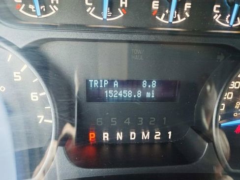 Used 2011 Ford F150 XL w/ Communications Pkg image 19