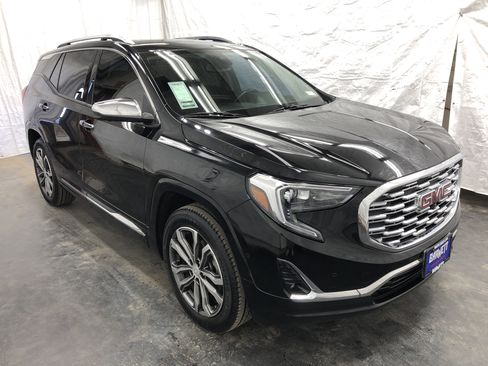 Used 2020 GMC Terrain Denali w/ GMC Pro Grade Package image 2