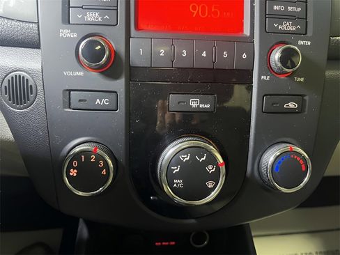 Used 2012 Kia Forte EX image 10