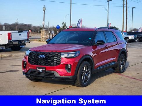 New 2026 Ford Explorer ST-Line w/ ST-Line Street Pack image 3
