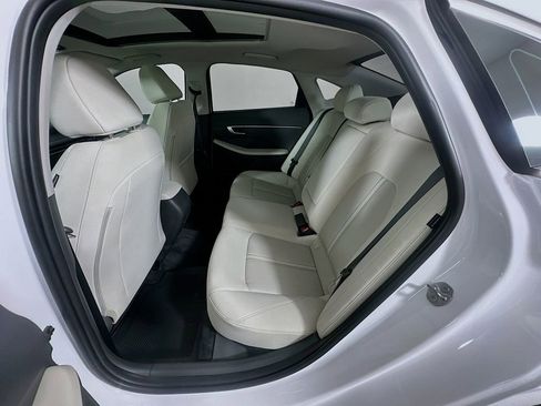 Certified 2025 Hyundai Sonata SEL image 25