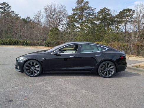 Used 2017 Tesla Model S 100D image 8