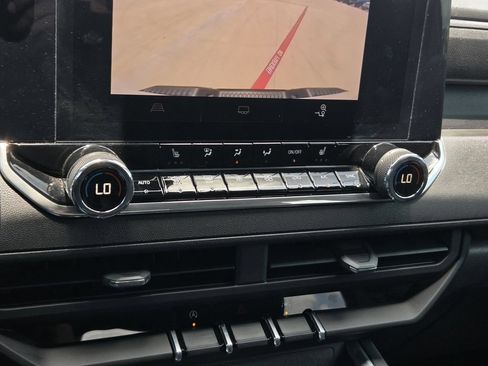 Used 2026 Chevrolet Colorado Trail Boss AWD/4WD image 27