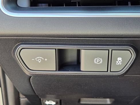 New 2026 Kia K4 FWD image 18