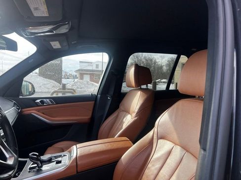 Used 2022 BMW X5 xDrive45e w/ Climate Comfort Package image 7