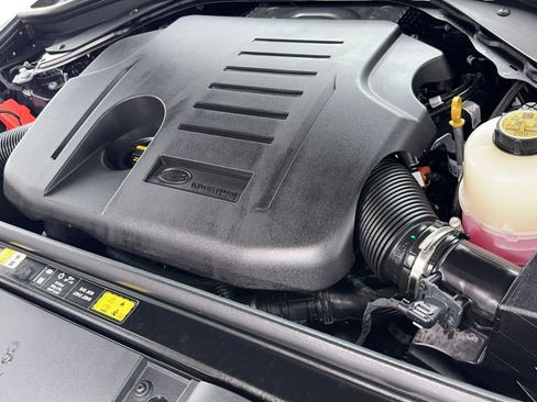 Used 2025 Land Rover Range Rover Sport image 56