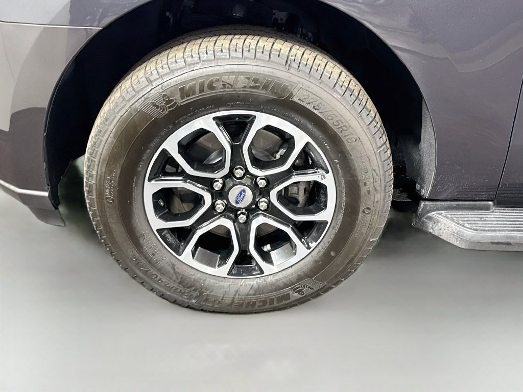 Used 2024 Ford Expedition XLT RWD image 25
