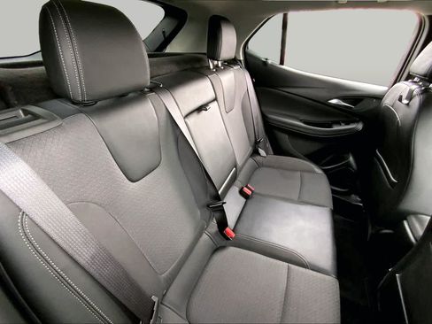 Used 2023 Buick Encore GX Select w/ Sport Touring Package FWD image 18