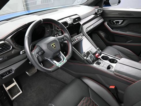 Used 2022 Lamborghini Urus AWD/4WD image 4
