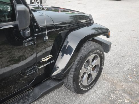 Used 2008 Jeep Wrangler Sahara w/ PWR Convenience Group AWD/4WD image 20