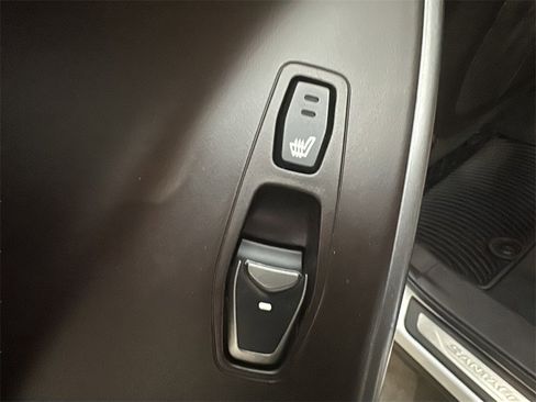 Used 2017 Hyundai Santa Fe Sport image 11