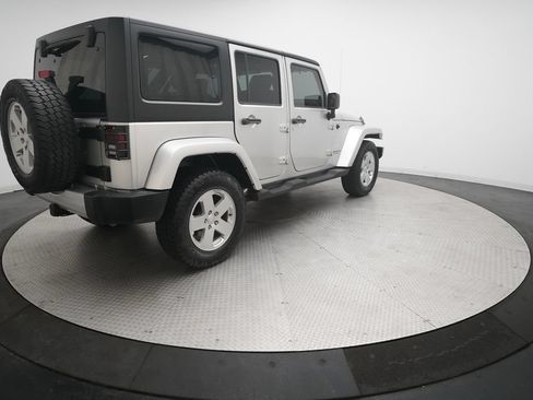 Used 2008 Jeep Wrangler Unlimited Sahara AWD/4WD image 31