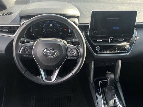 Used 2023 Toyota Corolla Cross AWD Hybrid image 12