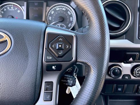 Used 2019 Toyota Tacoma SR5 image 24