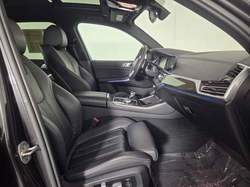 Used 2022 BMW X5 xDrive45e w/ Premium Package AWD/4WD image 32