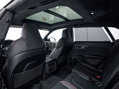 New 2026 Audi RS Q8 performance image 22