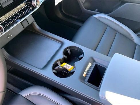 New 2026 Honda Prologue Touring image 8