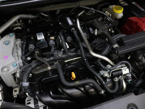 Used 2025 Nissan Sentra SV FWD image 24