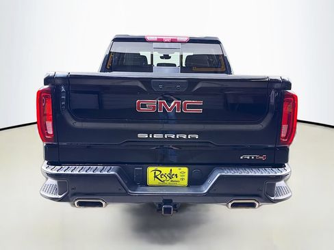 Used 2021 GMC Sierra 1500 AT4 w/ AT4 Premium Package AWD/4WD image 7