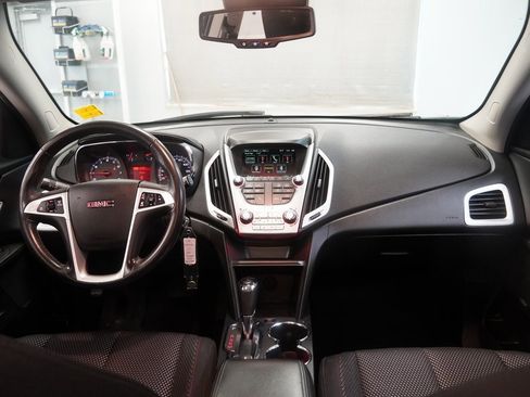 Used 2017 GMC Terrain SLE image 21