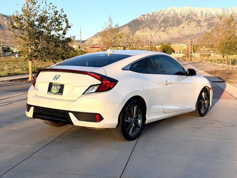 Used 2020 Honda Civic EX image 6
