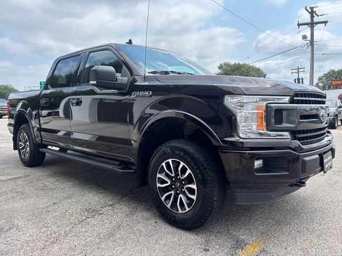 Used 2018 Ford F150 XLT w/ Equipment Group 302A Luxury AWD/4WD image 4