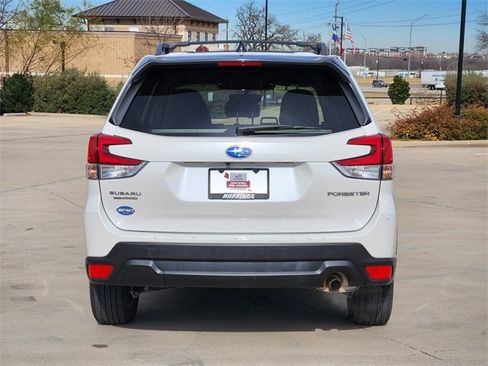 Certified 2024 Subaru Forester Premium image 6