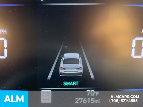 Used 2025 Hyundai Elantra Sport image 16