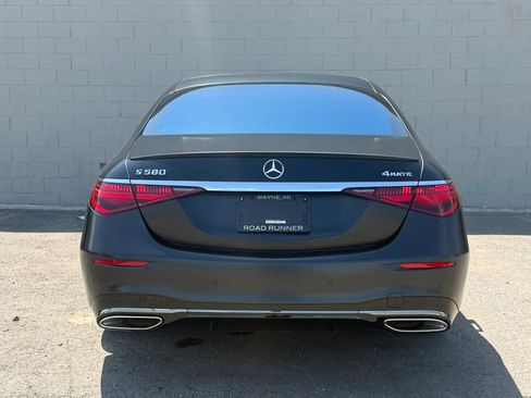Used 2023 Mercedes-Benz S 580 4MATIC Sedan w/ AMG Line image 7