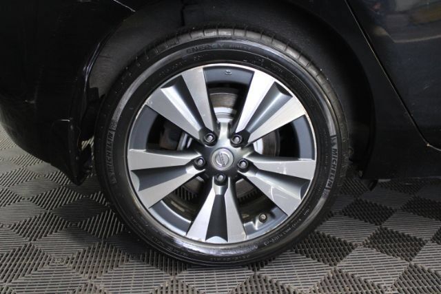 Used 2015 Nissan Leaf SL w/ Premium Package FWD image 6