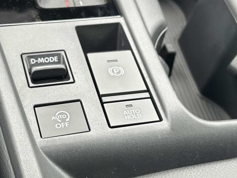 New 2026 Nissan Sentra SR w/ SR Premium Package FWD image 32