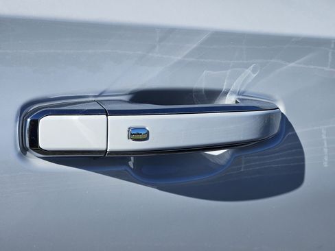 New 2026 Chevrolet Tahoe Premier w/ Sun And Tow Package image 9