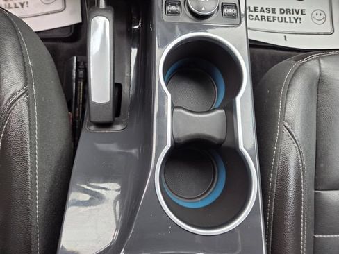 Used 2014 Ford Escape Titanium FWD image 31