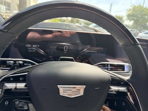 New 2026 Cadillac Lyriq Signature Sport w/ LPO, Floor Liner Package RWD image 30