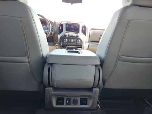 Used 2019 Chevrolet Silverado 1500 LT w/ All-Star Edition AWD/4WD image 14