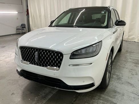 Used 2022 Lincoln Corsair Grand Touring image 6