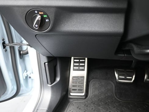 Used 2026 Volkswagen Jetta Sport FWD image 17