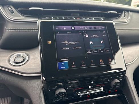 Certified 2022 Jeep Grand Cherokee Limited image 5