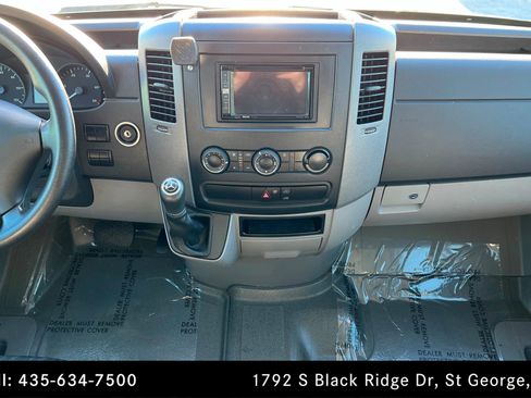 Used 2016 Mercedes-Benz Sprinter 2500 image 13
