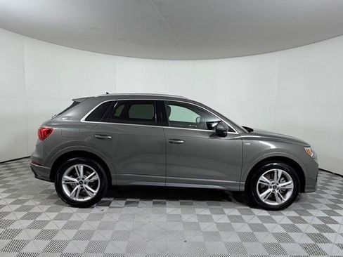 Used 2023 Audi Q3 2.0T Premium Plus AWD/4WD image 8