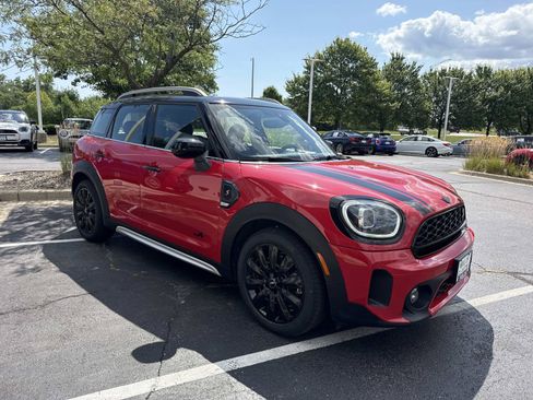 Used 2024 MINI Cooper Countryman S w/ Signature Upholstery Package AWD/4WD image 4