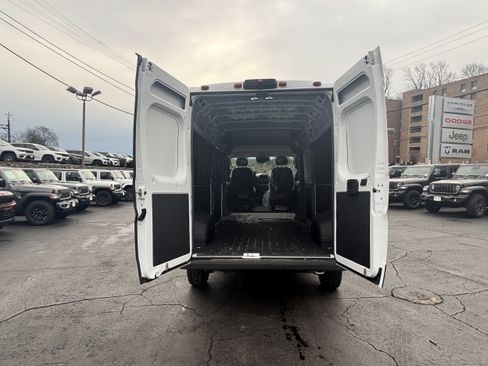 Used 2025 RAM ProMaster 2500 w/ Safety Group image 10