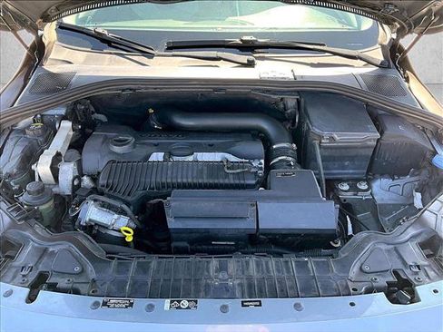 Used 2016 Volvo S60 T5 Cross Country Platinum AWD/4WD image 11