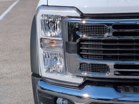 New 2026 Ford F450 XL w/ XL Chrome Package image 10