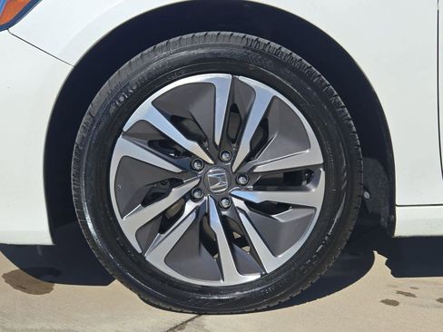 Used 2018 Honda Accord EX-L image 12