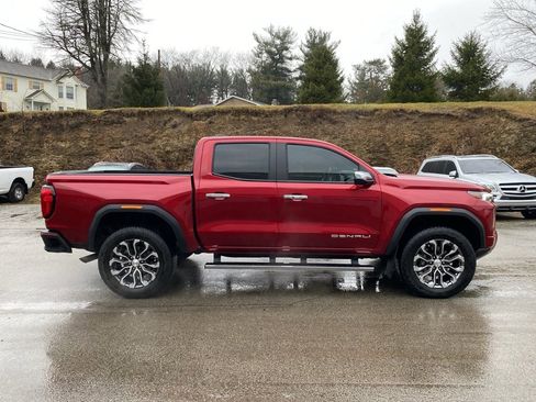 Certified 2024 GMC Canyon Denali image 2