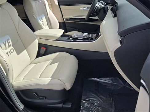 Used 2026 Genesis GV70 2.5T image 16